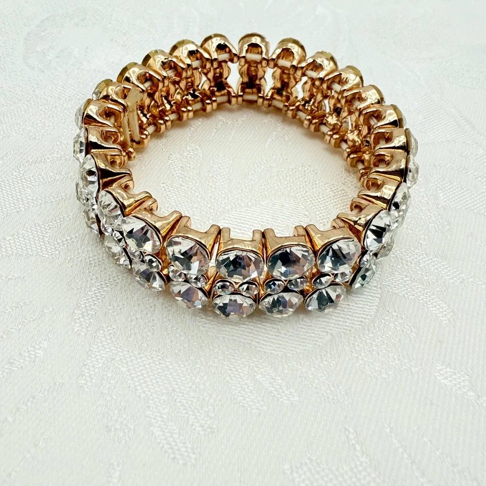 Vintage Gold Tone Bezel Set Clear Crystal Rhinestone Stretch Bracelet